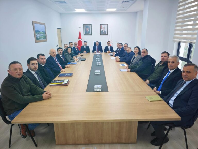 Yakakent Çayağzı Balıkçı Barınağı’nın yapımına ilişkin olarak, Samsun Valimiz Sayın Orhan Tavlı’nın başkanlığında bir toplantı gerçekleştirilmiştir.