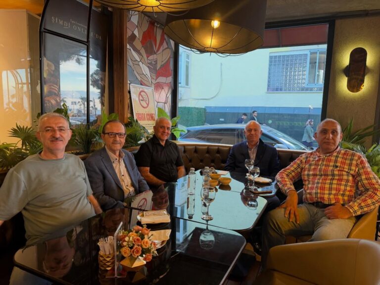 Samsun Garnizon Komutanı Gazi Tümgeneral Davut Ala, Samsun Cumhuriyet Başsavcı Vekili Turgut Türkmen, Türk Tarih Kurumu Bilim Kurulu Üyesi Prof. Dr. İbrahim Tellioğlu ve önceki dönem Samsun Büyükşehir Belediye Başkanlarından Zihni Şahin’i ağırlamaktan büyük memnuniyet duydum.